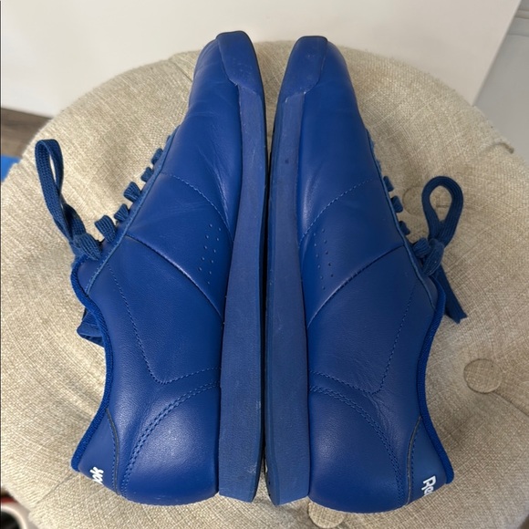 Reebok Women's Blue Sneakers - Picture 6 of 7